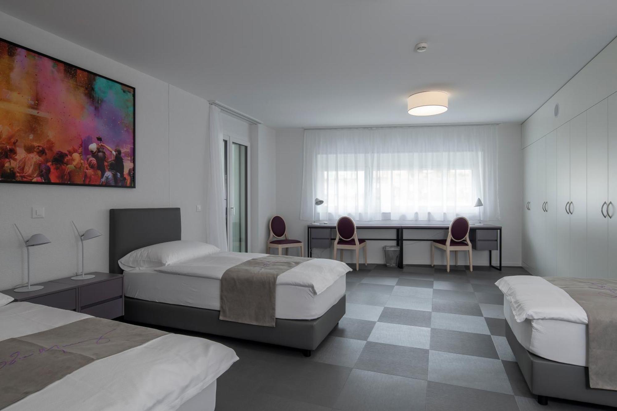 "The Freddie Mercury" Hotel Montreux Luaran gambar