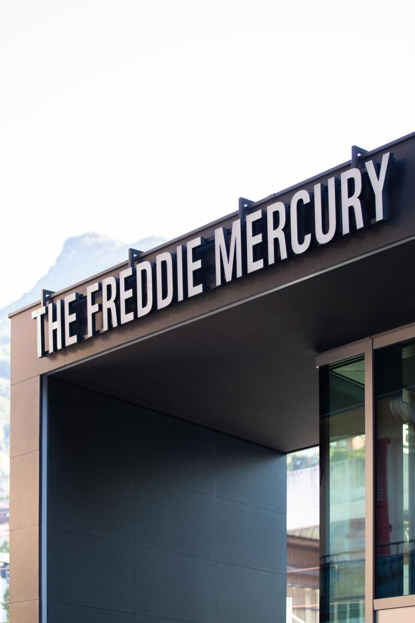 "The Freddie Mercury" Hotel Montreux Luaran gambar